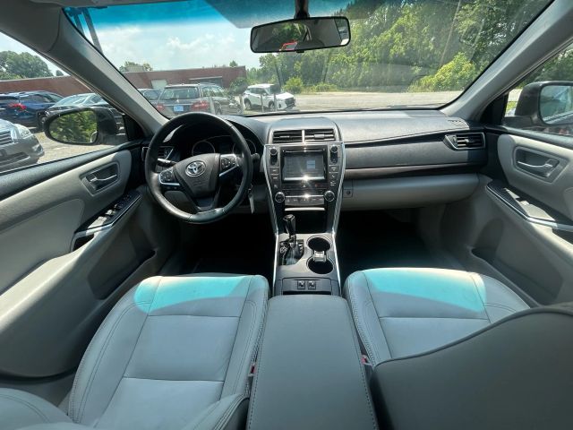 2017 Toyota Camry - Image 7