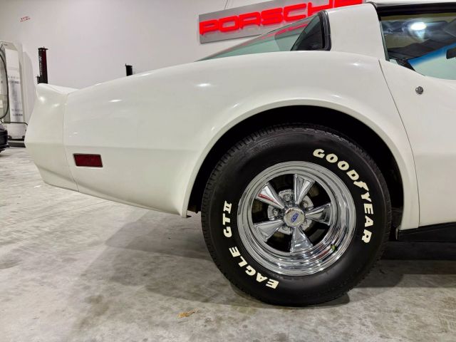 1982 Chevrolet Corvette - Image 13