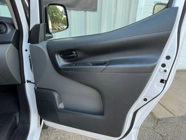 2019 Nissan Nv200 - Image 18