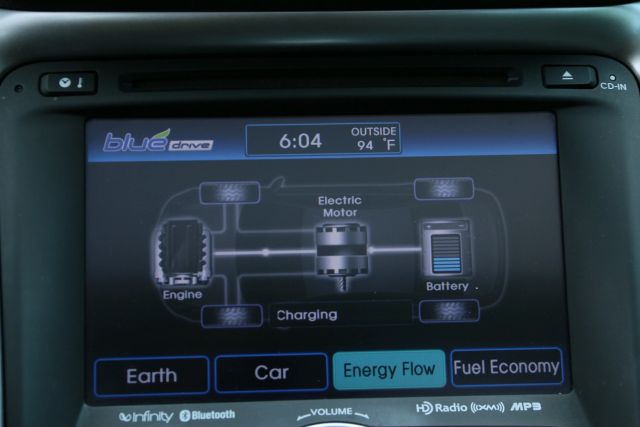 2011 Hyundai Sonata - Image 28