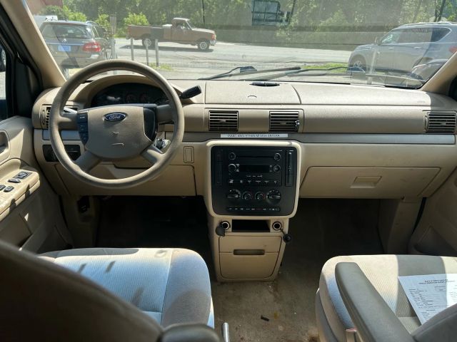 2005 Ford Freestar Passenger - Image 13