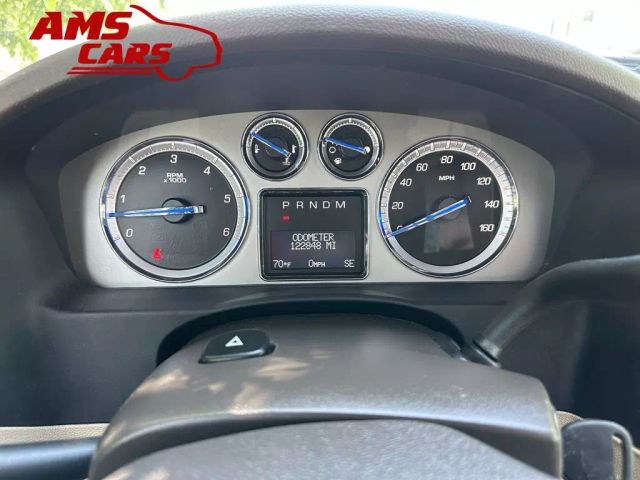 2013 Cadillac Escalade - Image 21