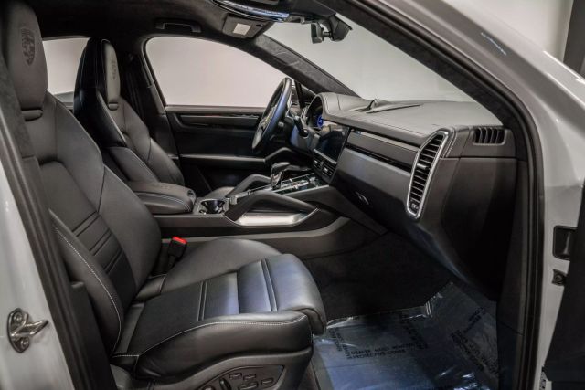 2023 Porsche Cayenne Coupe Turbo Gt Sport Utility 4d - - Image 30