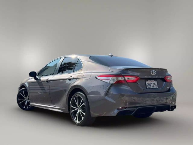 2020 Toyota Camry - Image 10