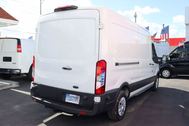 2018 Ford Transit 350 Van - Image 11