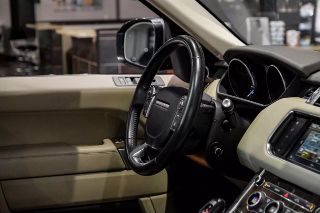 2016 Land Rover Range Rover Sport Hse Sport Utility 4d - Image 17