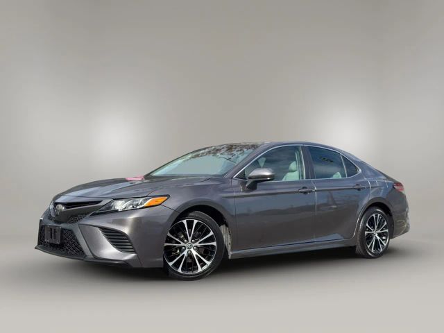 2018 Toyota Camry - Image 6