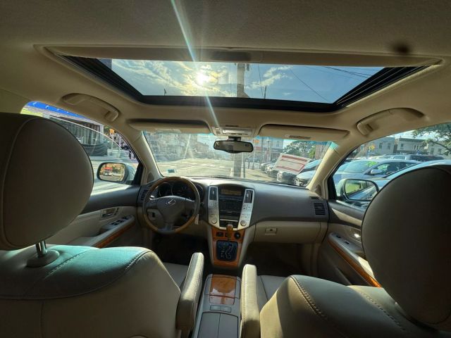 2005 LEXUS RX SUV V6, 3.3 LITER RX 330 SPORT UTILITY 4D