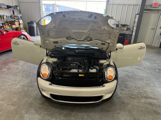2015 Mini Convertible - Image 66