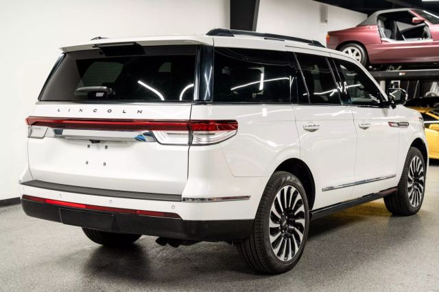 2024 Lincoln Navigator Black Label Sport Utility 4d - - Image 7