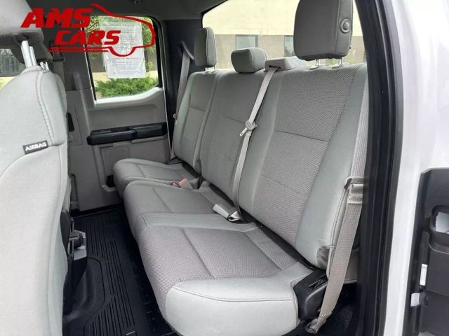 2018 Ford F250 Super Duty Super Cab - Image 12