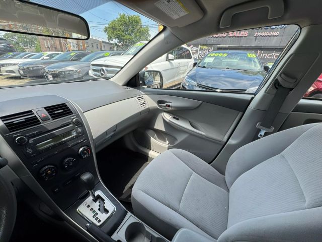 2010 TOYOTA COROLLA SEDAN 4-CYL, 1.8 LITER LE SEDAN 4D