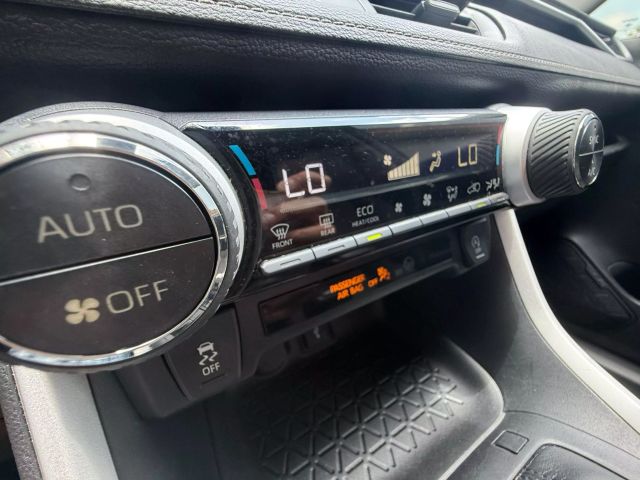 2020 Toyota Rav4 - Image 24