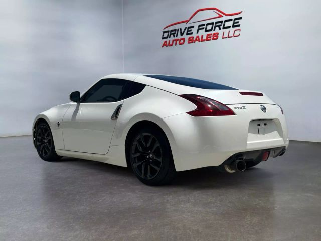 2020 Nissan 370z - Image 3