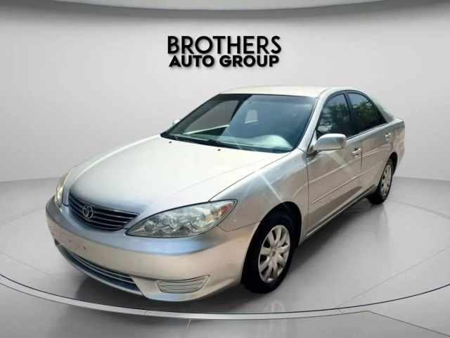 2006 Toyota Camry - Image 5