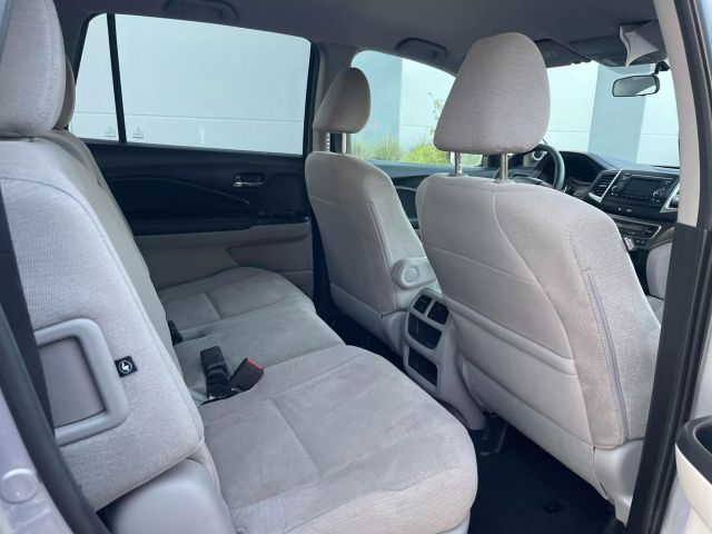 2016 Honda Pilot - Image 22