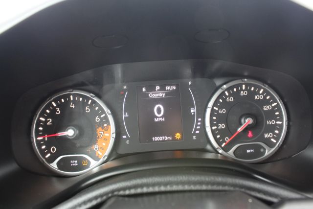 2018 Jeep Renegade - Image 8