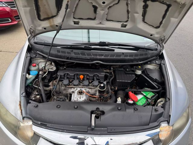 2011 HONDA CIVIC SEDAN 4-CYL, VTEC, 1.8 LITER LX SEDAN 4D
