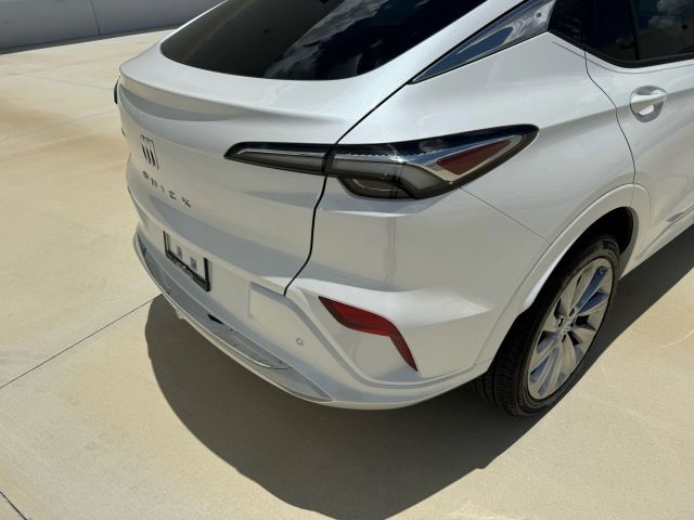 2025 Buick Envista - Image 62