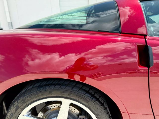 2006 Chevrolet Corvette - Image 12