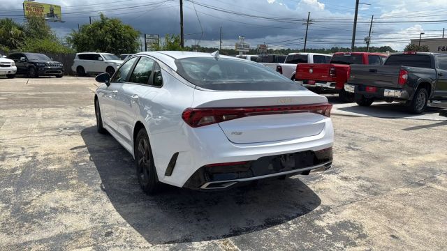 2022 Kia K5 - Image 24