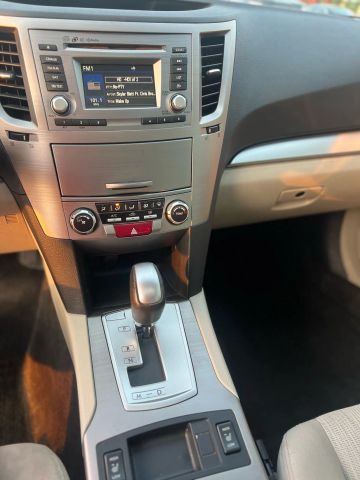 2014 Subaru Legacy - Image 18