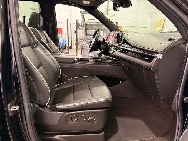 2022 Cadillac Escalade - Image 102