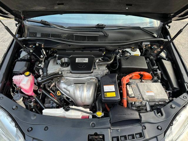 2015 Toyota Camry - Image 37