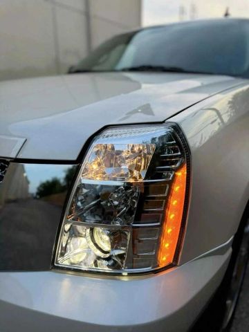 2013 Cadillac Escalade Esv - Image 38