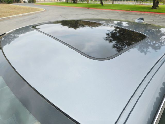 2017 Volvo S90 - Image 10