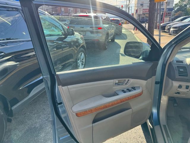 2005 LEXUS RX SUV V6, 3.3 LITER RX 330 SPORT UTILITY 4D