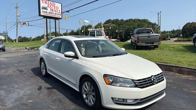 2013 Volkswagen Passat - Image 3