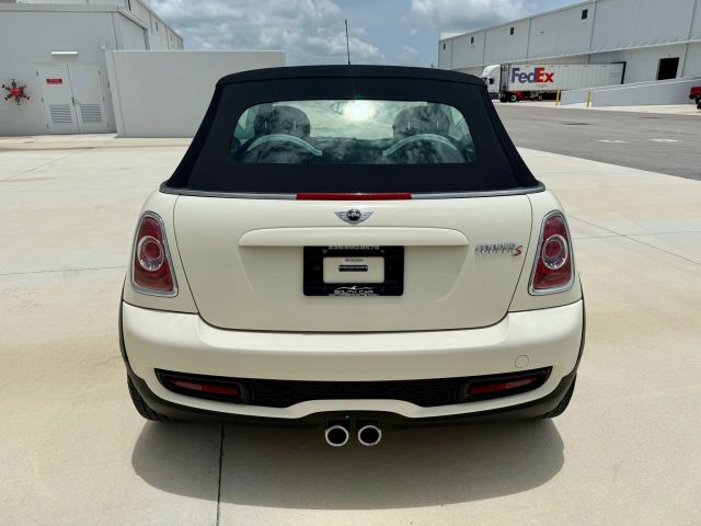 2015 Mini Convertible - Image 19