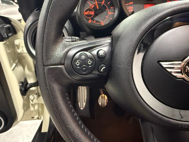 2015 Mini Convertible - Image 88
