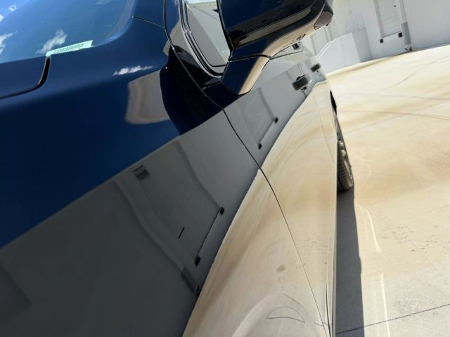 2022 Cadillac Escalade - Image 42