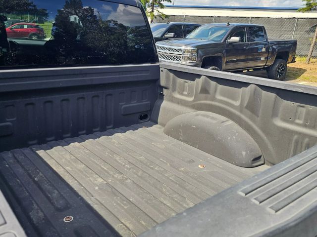 2017 Ford F150 Supercrew Cab - Image 11