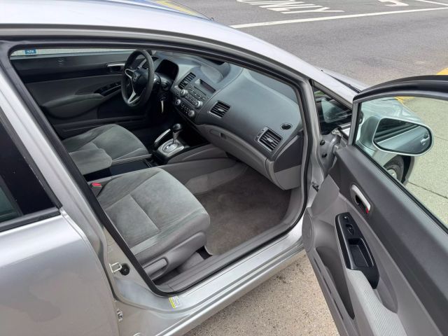 2011 HONDA CIVIC SEDAN 4-CYL, VTEC, 1.8 LITER LX SEDAN 4D