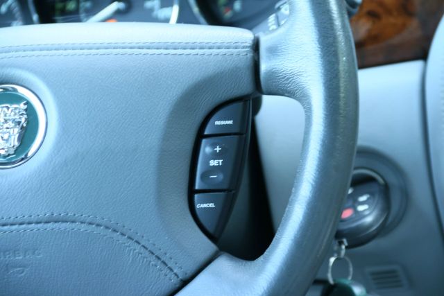 2006 Jaguar Xj - Image 25