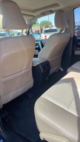 2022 Toyota 4runner - Image 12