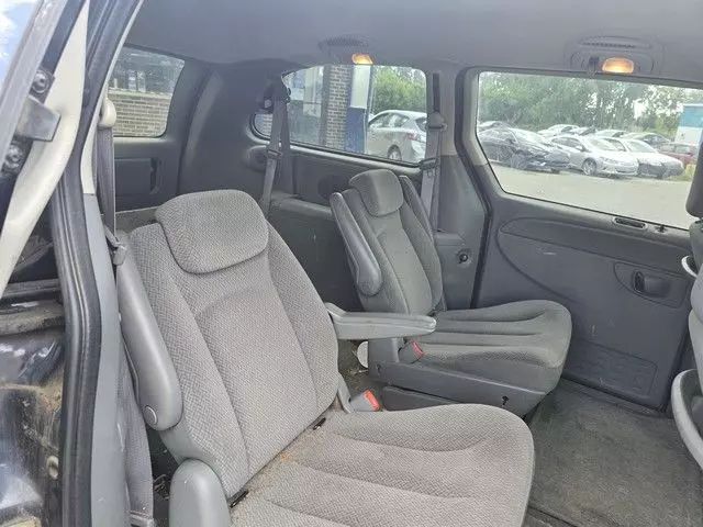 2007 Dodge Grand Caravan Passenger - Image 13