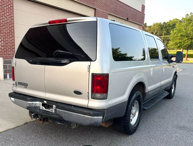 2002 Ford Excursion - Image 7