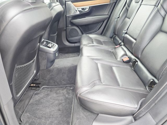 2017 Volvo S90 - Image 36