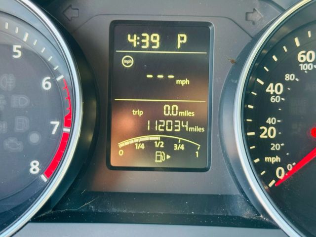 2016 Volkswagen Jetta - Image 28