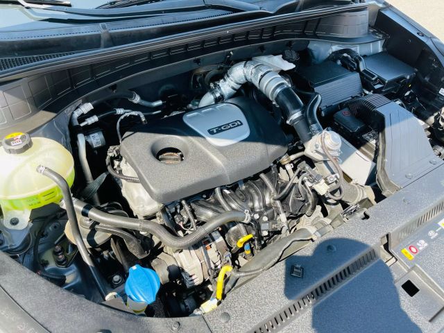 2017 Hyundai Tucson - Image 12