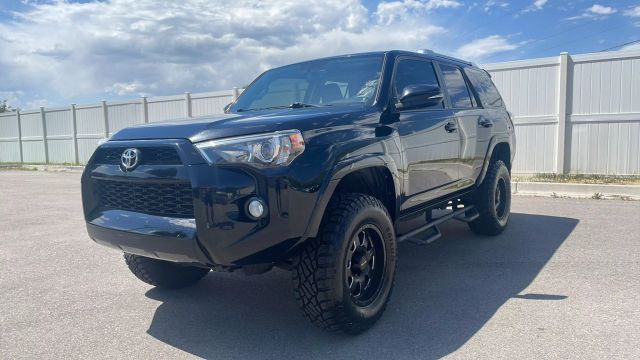 2018 Toyota 4runner - Image 2