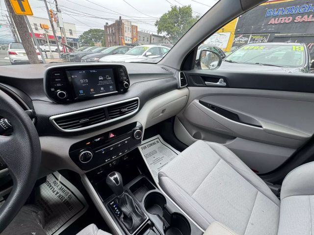 2019 HYUNDAI TUCSON SUV 4-CYL, 2.0 LITER SE SPORT UTILITY 4D