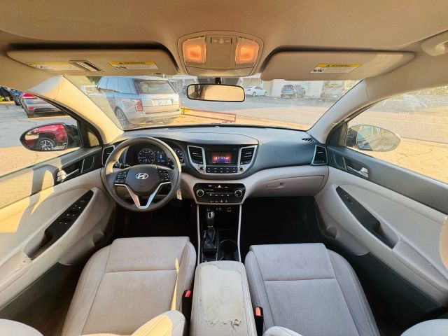 2016 Hyundai Tucson - Image 24