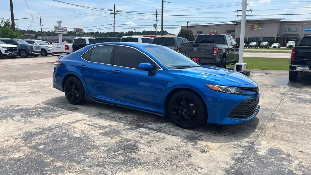2019 Toyota Camry - Image 13