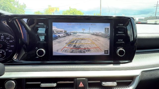 2022 Kia K5 - Image 38