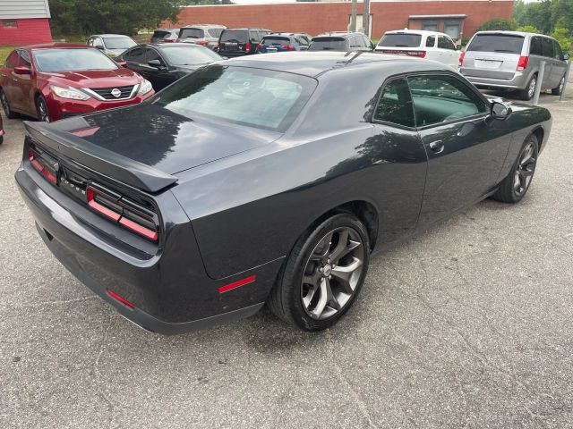 2017 Dodge Challenger - Image 5